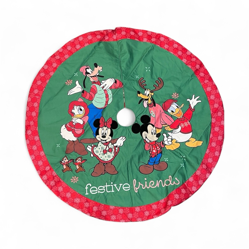 Disney Mickey Mouse and Friends Christmas Tree Skirt